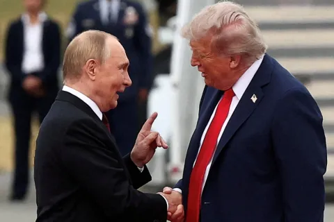 Болтон заявив, що Путін може запропонувати Трампу угоду за рахунок України