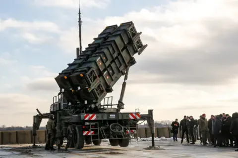Німеччина та Європа змогли “назбирати” для України понад 30 ракет до Patriot: скільки нам потрібно щомісяця 