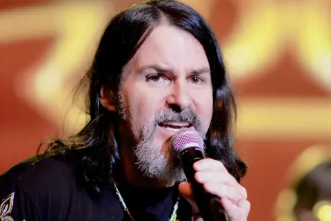 Фронтмен группы Boston Томми ДеКарло умер в 60 лет от рака