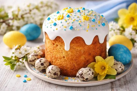 Найвдаліша паска, яка завжди виходить м'якою та ароматною: перевірений рецепт для Великодня