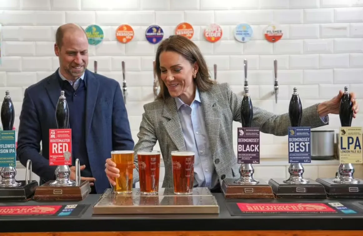 Подавали каву і солодощі на ринку: принц Вільям і Кейт Міддлтон здивували жителів Лондона - today.ua