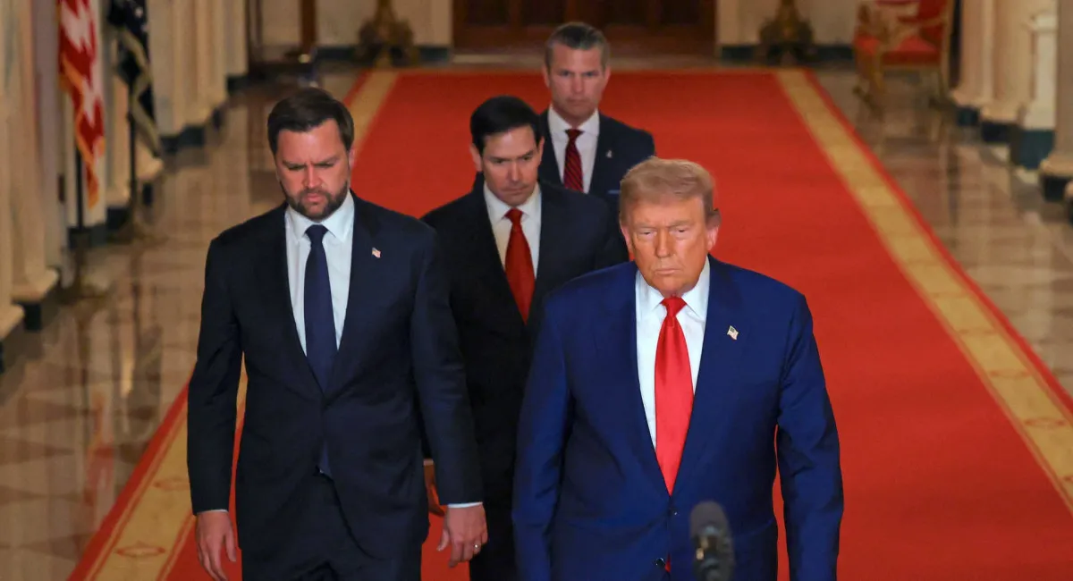 Между высшими госчиновниками США назревает конфликт из-за войны в Иране: кто осмелился пойти против Трампа - today.ua