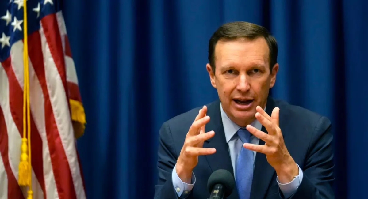 Теряет рассудок: в Сенате США сделали заявление о Трампе и войне с Ираном - today.ua