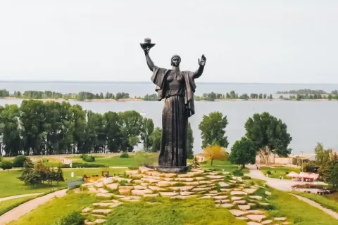 Не только в Киеве: в Украине есть еще одна Родина-мать, которая несет в себе историю и потери