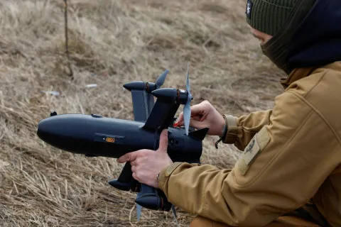 Стало відомо, скільки експертів з протидії іранським дронам Україна відправила на Близький Схід
