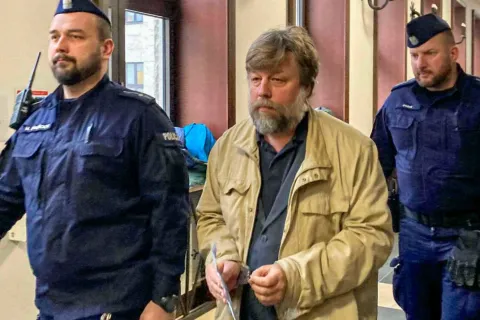 Разрушал памятники в Крыму: суд Польши впервые одобрил экстрадицию россиянина в Украину