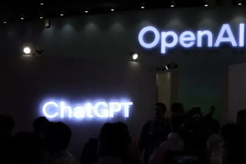 OpenAI готовит суперприложение: ChatGPT, Codex и браузер объединят в одну программу