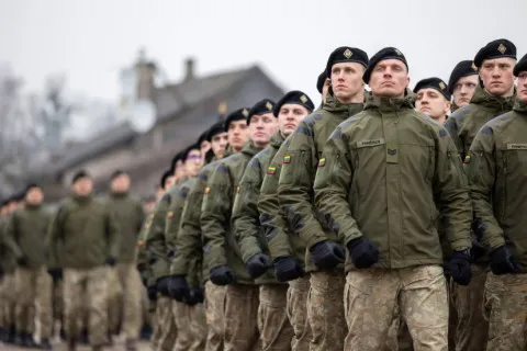 Евросоюз не может набрать 25 тысяч миротворцев для Украины, - The Times