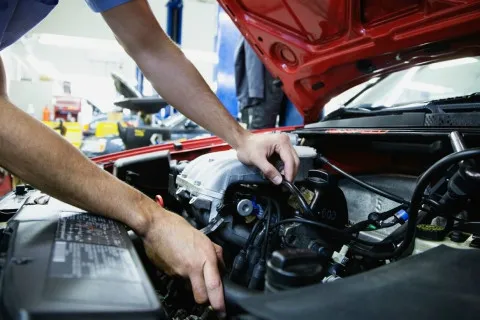 Как понять, что автомобиль на грани поломки: топ-5 тревожных признаков