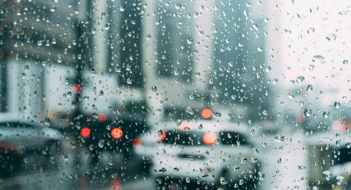 Синоптикиня попередила про небезпечні метеорологічні явища в перші вихідні травня - today.ua