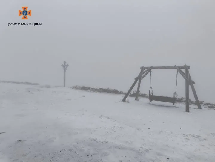 Часть Украины засыпало снегом: синоптик предупредила об ухудшении погоды - today.ua