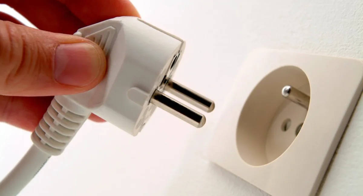 Украинцам разъяснили, что может произойти с бытовой техникой, когда напряжение в сети повысится до 230 Вольт - today.ua