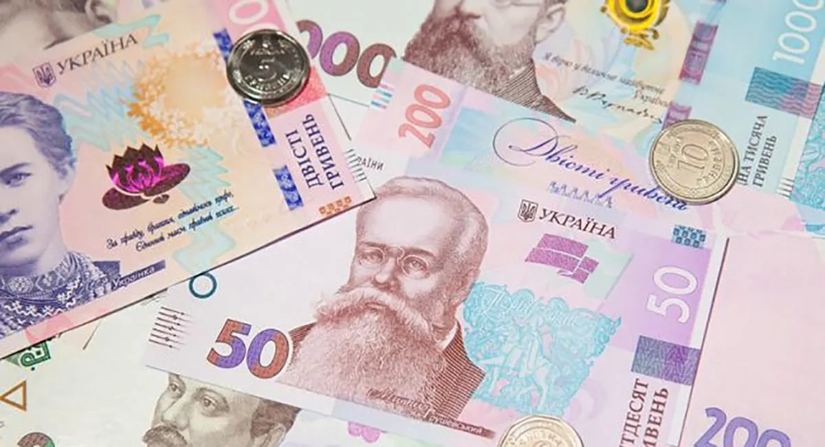 В Україні виводять з обігу банкноти номіналом 50 і 200 гривень: як вчинити тим, у кого є така готівка - today.ua