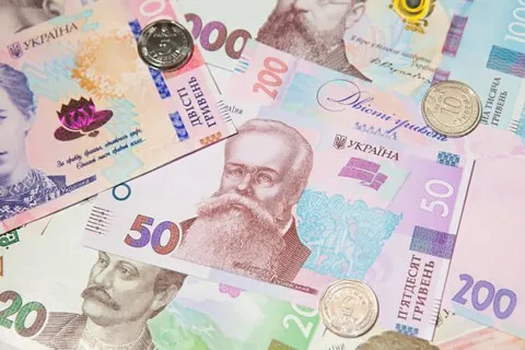 В Украине выводят из оборота банкноты номиналом 50 и 200 гривен: как поступить тем, у кого есть такая наличность