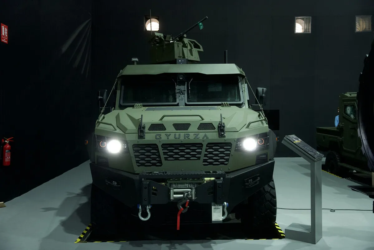 В Украине разработали новый бронеавтомобиль GYURZA-02 В Украине разработали новый бронеавтомобиль GYURZA-02 - today.ua