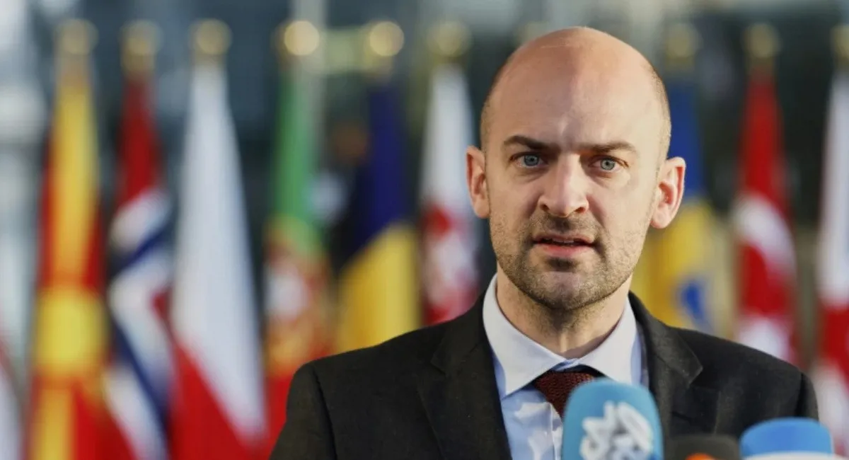 Це не підкорення однієї сторони: у МЗС Франції назвали умову для ведення мирних переговорів - today.ua