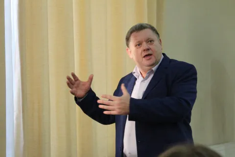 "Отправляя в Стамбул такой состав делегации, Путин дал пощечину и европейцам, и Трампу в первую очередь", - политолог Виктор Бобыренко