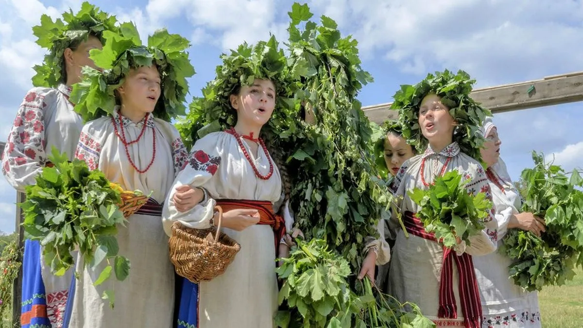 Когда Троица в 2025 году: дата и главные традиции Зеленых праздников - today.ua
