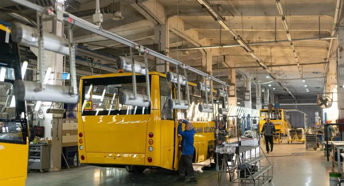 ЗАЗ продовжує працювати навіть під час війни - today.ua