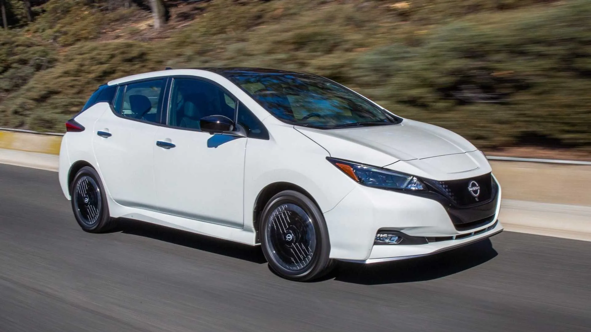 У МВС розповіли, що потрібно зробити після зміни кольору автомобіля У МВС розповіли, що потрібно зробити після зміни кольору автомобіля - today.ua