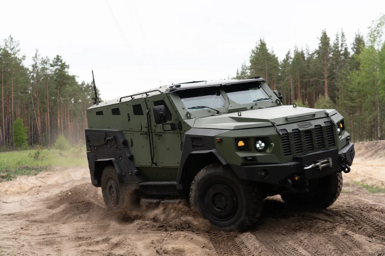 ВСУ скоро получат новый отечественный бронеавтомобиль Варта-2 - today.ua