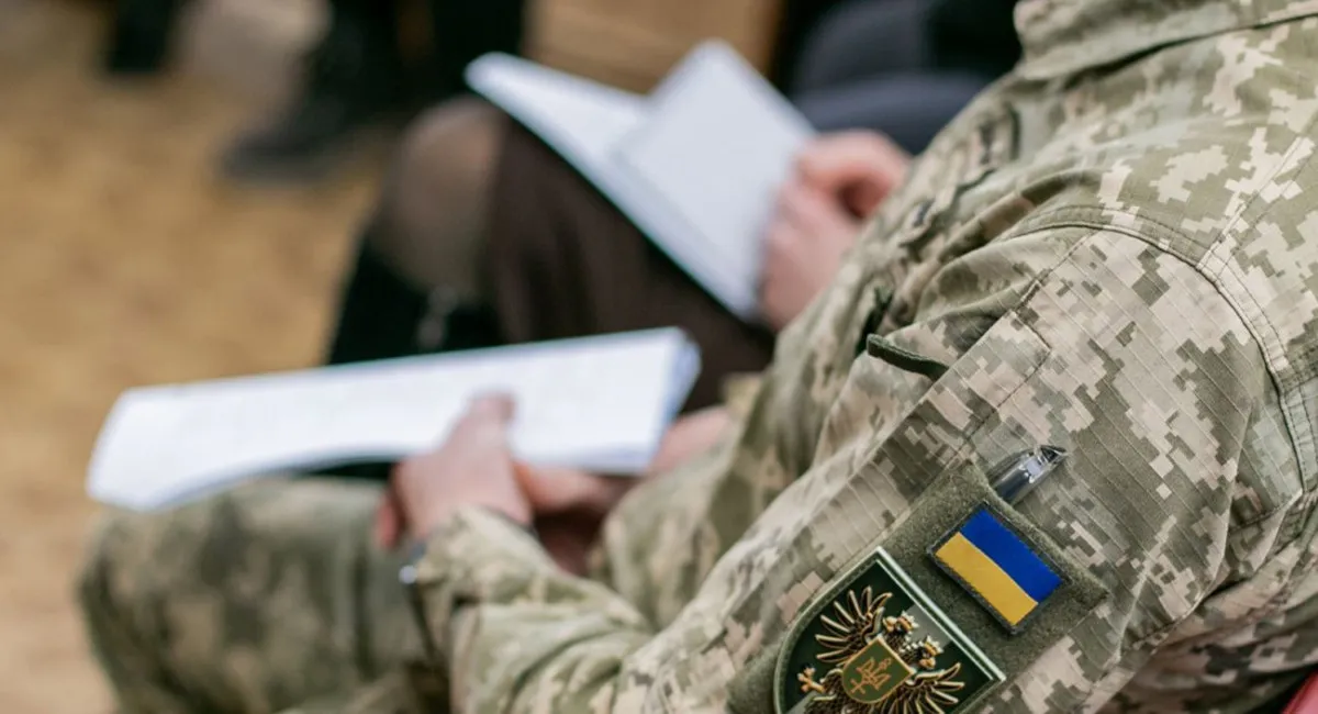 ТЦК получили учебник по мобилизации военнообязанных мужчин, – ВСУ - today.ua