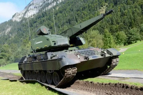 В 2026 году ВСУ получат новейшие зенитные танки Skyranger 35