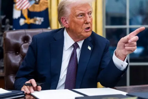 "У него нет ничего, пока я это не одобрю": Трамп жестко высказался о мирном плане Зеленского