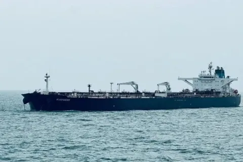 Українські Сили оборони уразили два російські нафтові танкери біля Новоросійська