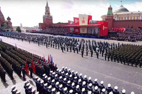Москва готовит "военный локдаун" на 9 мая: без связи, интернета и техники