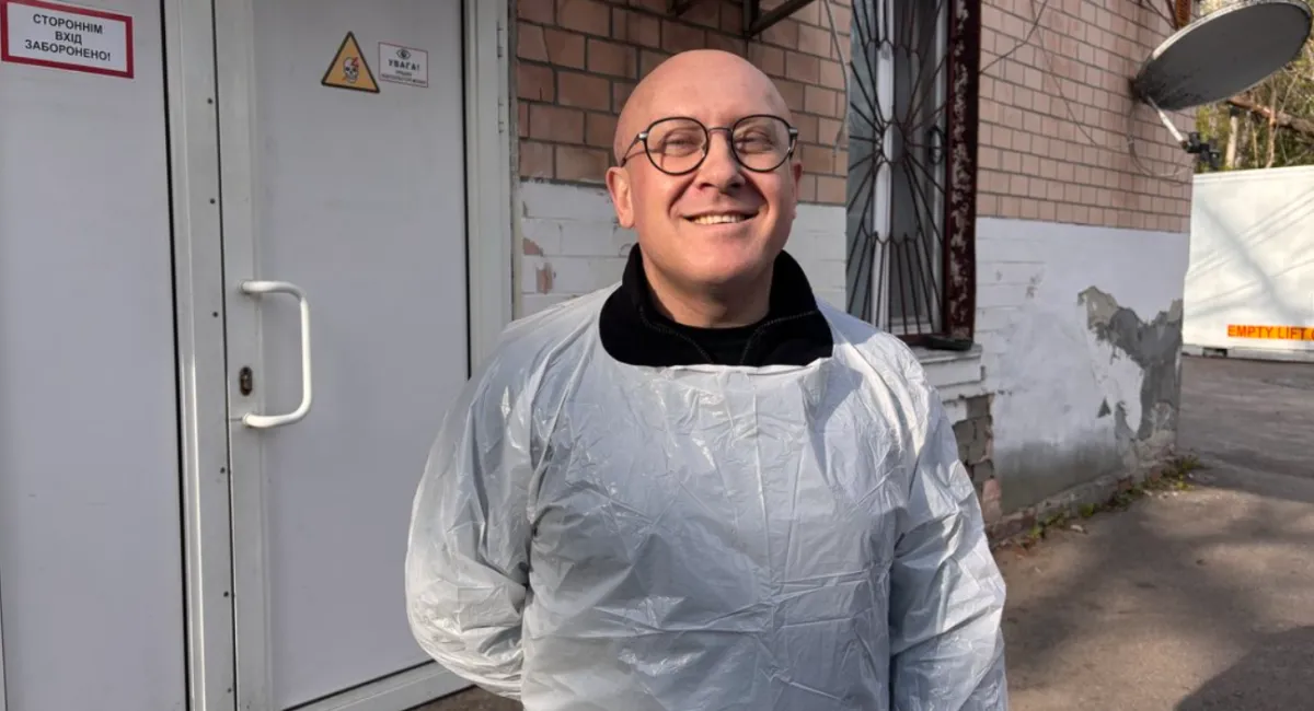 Життя між смертю і мистецтвом: як працівник судово-медичної експертизи Житомира поєднує роботу в морзі з танцями на пілоні - today.ua