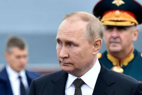 "Очередь" из диктаторов и изгоев: в Кремле опубликовали список тех, кто "сам напросился" к Путину на 9 мая