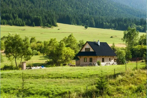 Не все так просто: украинцам рассказали, можно ли построить два дома на одном участке земли