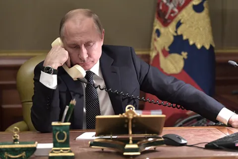 Фицо после визита в Москву заявил, что Путин ждет звонка от Зеленского
