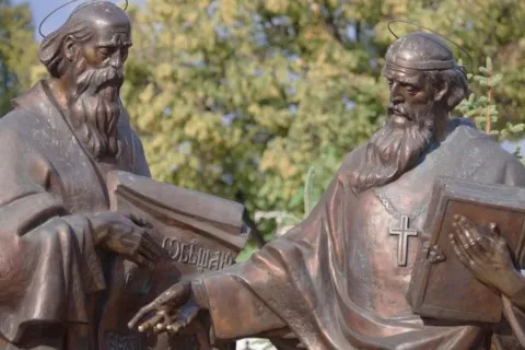 Церковный праздник 11 мая: не трогайте землю, потому что ничего не приживётся, и другие запреты дня