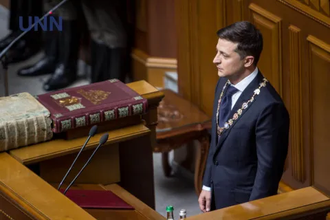 "Я без колебаний готов потерять свою должность, лишь бы только наступил мир": ровно 7 лет назад Владимир Зеленский произнес инаугурационную речь