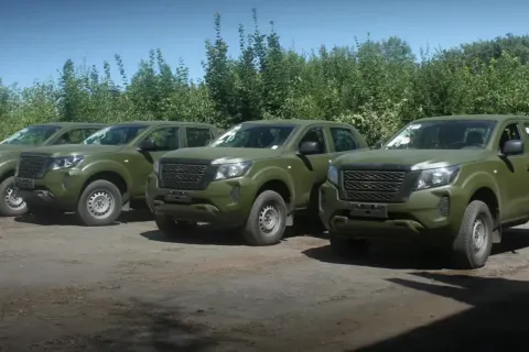 Украина впервые закупит тысячи пикапов для ВСУ через Prozorro: сколько автомобилей получат военные