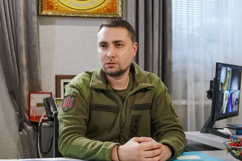 Мистические коды на победу: Буданов получил уникальный подарок от детей (фото)