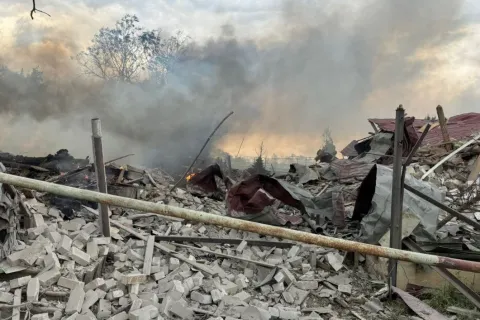 РФ продовжує нищити Донеччину: у Миколаївці вбито 5 людей, зруйновано будинки в різних районах