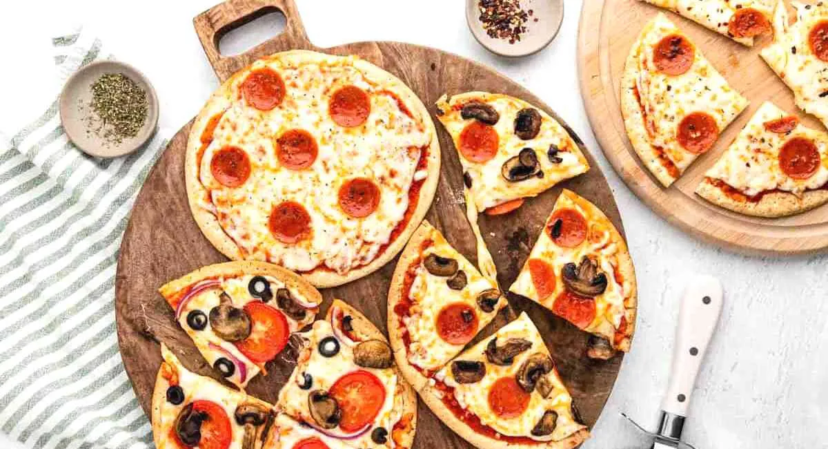 Смачна піца за 10 хвилин: ідеальний рецепт вечері, коли зовсім не хочеться готувати - today.ua