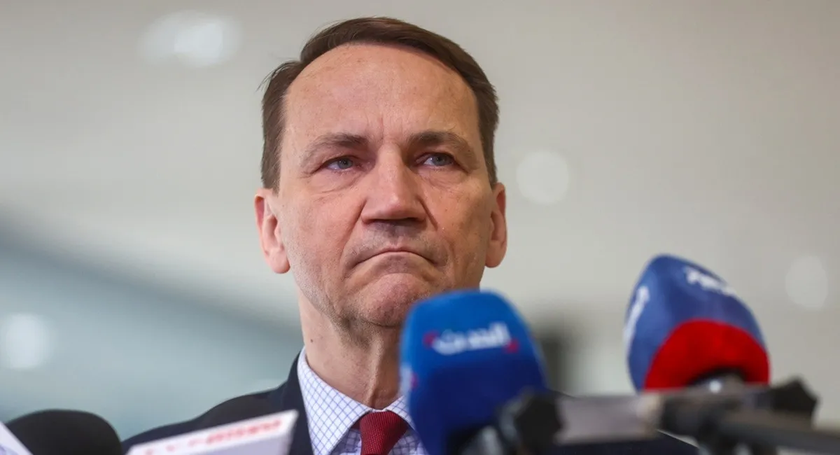 Наконец правда о вступлении Украины в Евросоюз: Сикорский озвучил наиреалистичную дату - today.ua