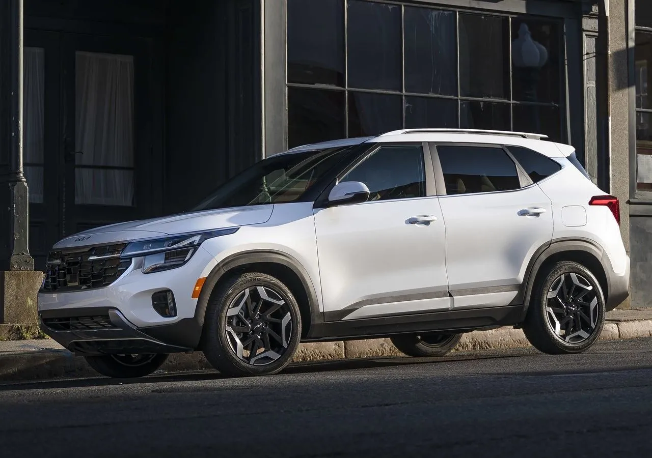 Удивляют низкой ценой и оснащением: назван ТОП-5 лучших бюджетных авто 2025 года Удивляют низкой ценой и оснащением: назван ТОП-5 лучших бюджетных авто 2025 года - today.ua