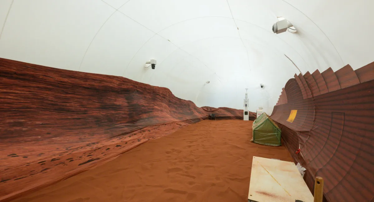 Добровольці NASA вже місяць живуть на Марсі: що відомо про експеримент - today.ua