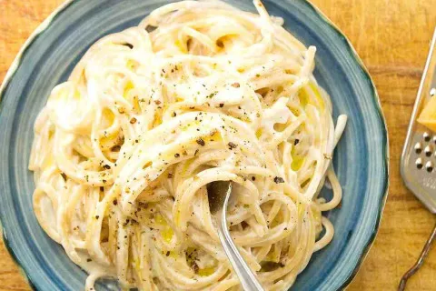 Как приготовить обычные макароны так, чтобы все просили добавки: рецепт сытного ужина