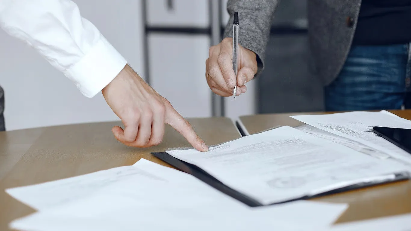 Многих украинцев лишат права продавать или передавать по наследству свою квартиру: что скрывает в себе новый закон - today.ua