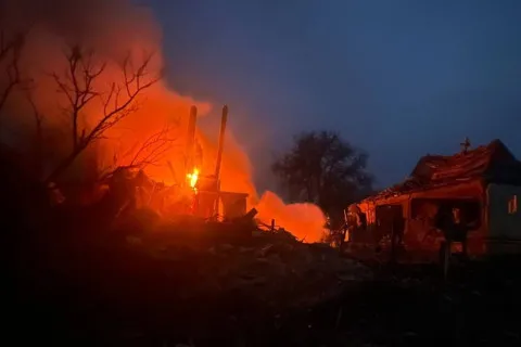 Харьковщина под адским ударом: 10 КАБов и дроны РФ разрушили дома, есть погибшие