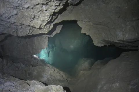 Почти 270 км подземных лабиринтов: какие тайны скрывает самая длинная в мире гипсовая пещера на Тернопольщине