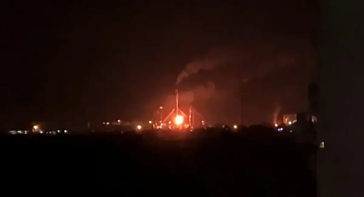 Добрые дроны ударили по Саратовскому НПЗ, там вспыхнул пожар (фото, видео) - today.ua
