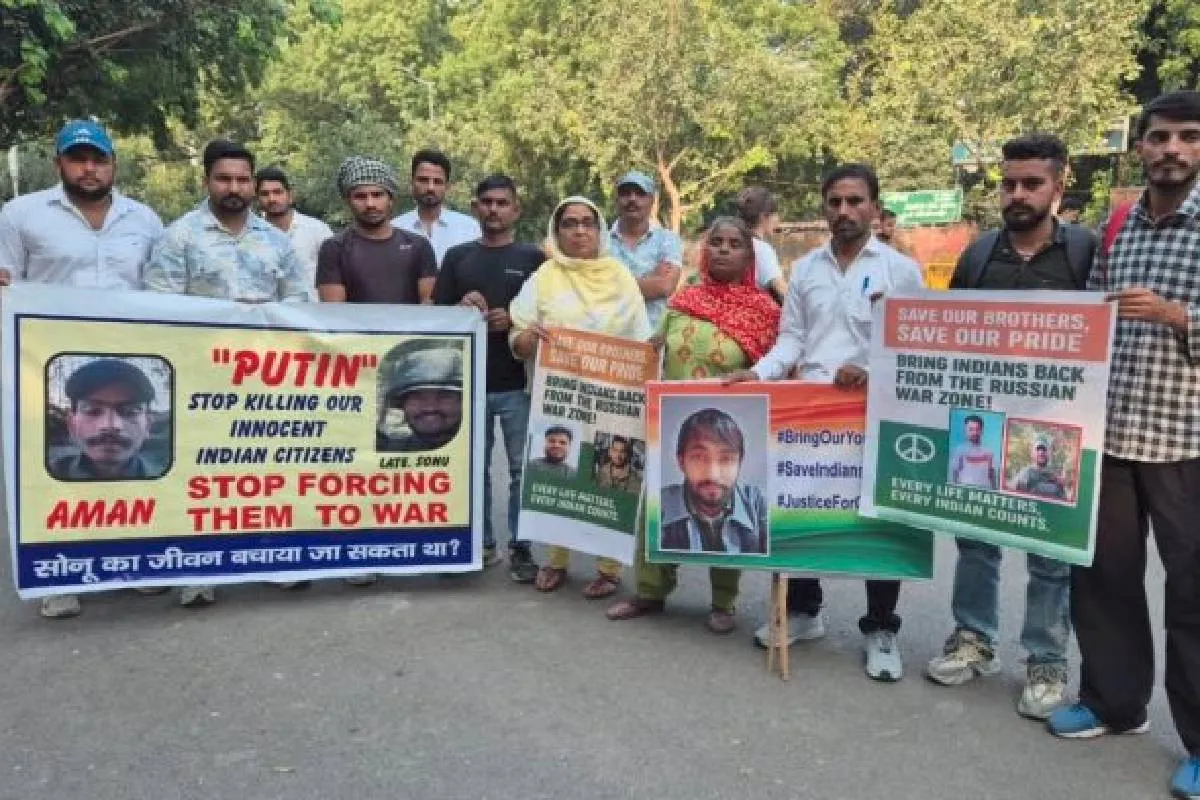 Путин, прекрати убивать невинных индийцев: в Индии вспыхнули протесты из-за войны в Украине Путин, прекрати убивать невинных индийцев: в Индии вспыхнули протесты из-за войны в Украине - today.ua