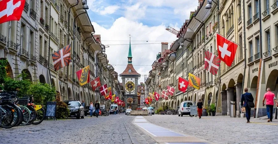 Еще одна европейская страна фиксирует резкий рост числа молодых украинских беженцев - today.ua